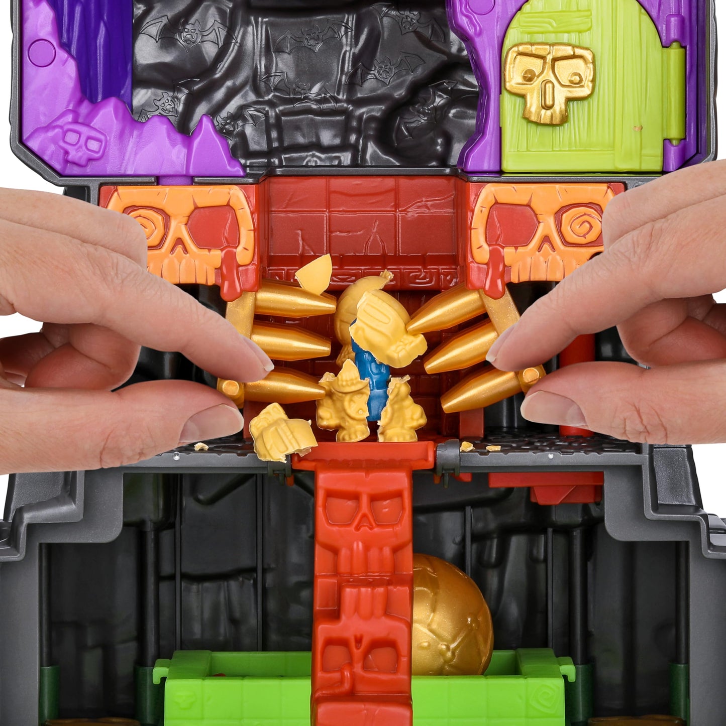 Treasure X Lost Lands Skull Island Skull Temple Mega Playset